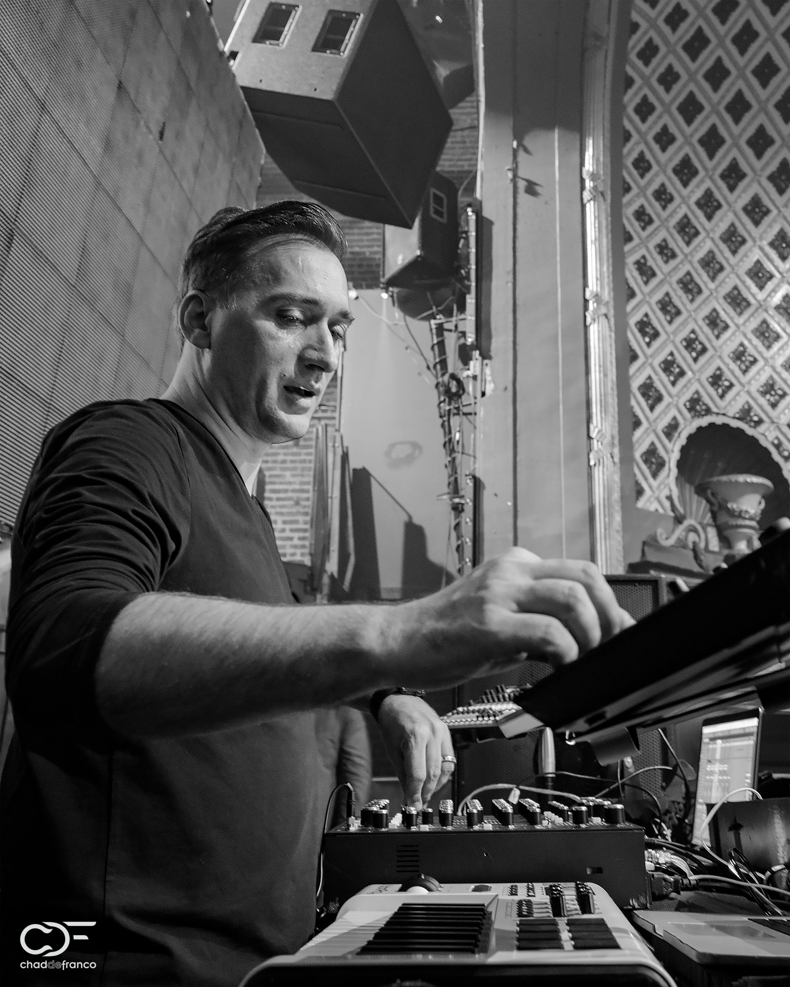 Paul van Dyk in front of his DJ setup